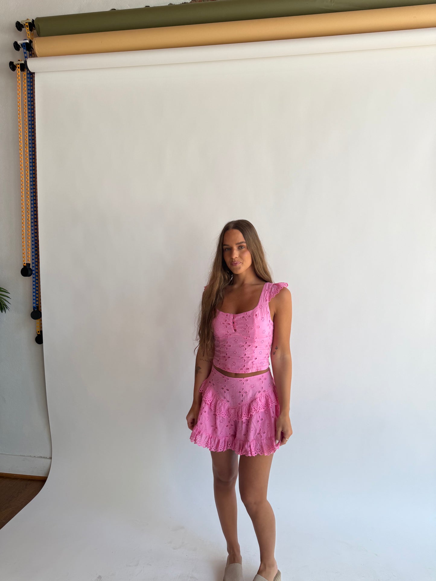 Bubblegum eyelet ruffle shorts