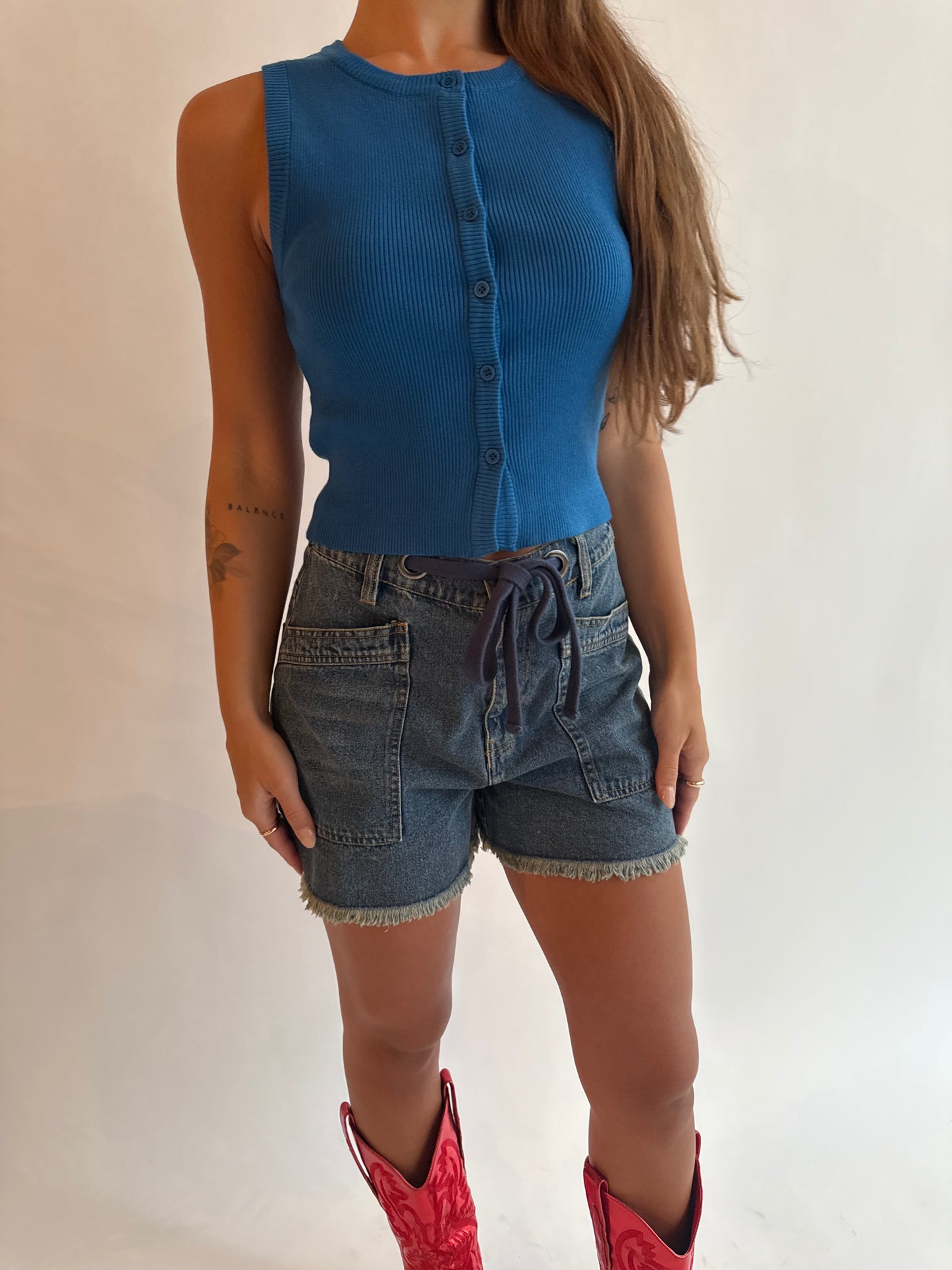 Tailgater round neck button up