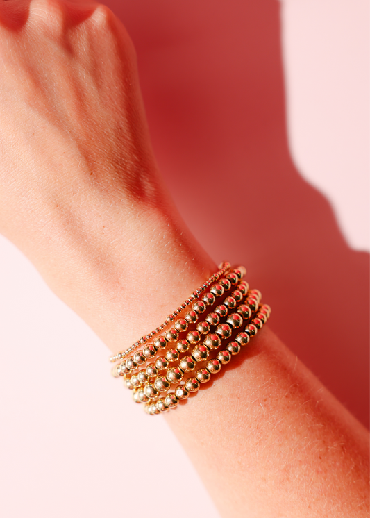 Dainty June Bracelet in Gold: Standard 6.75 inch