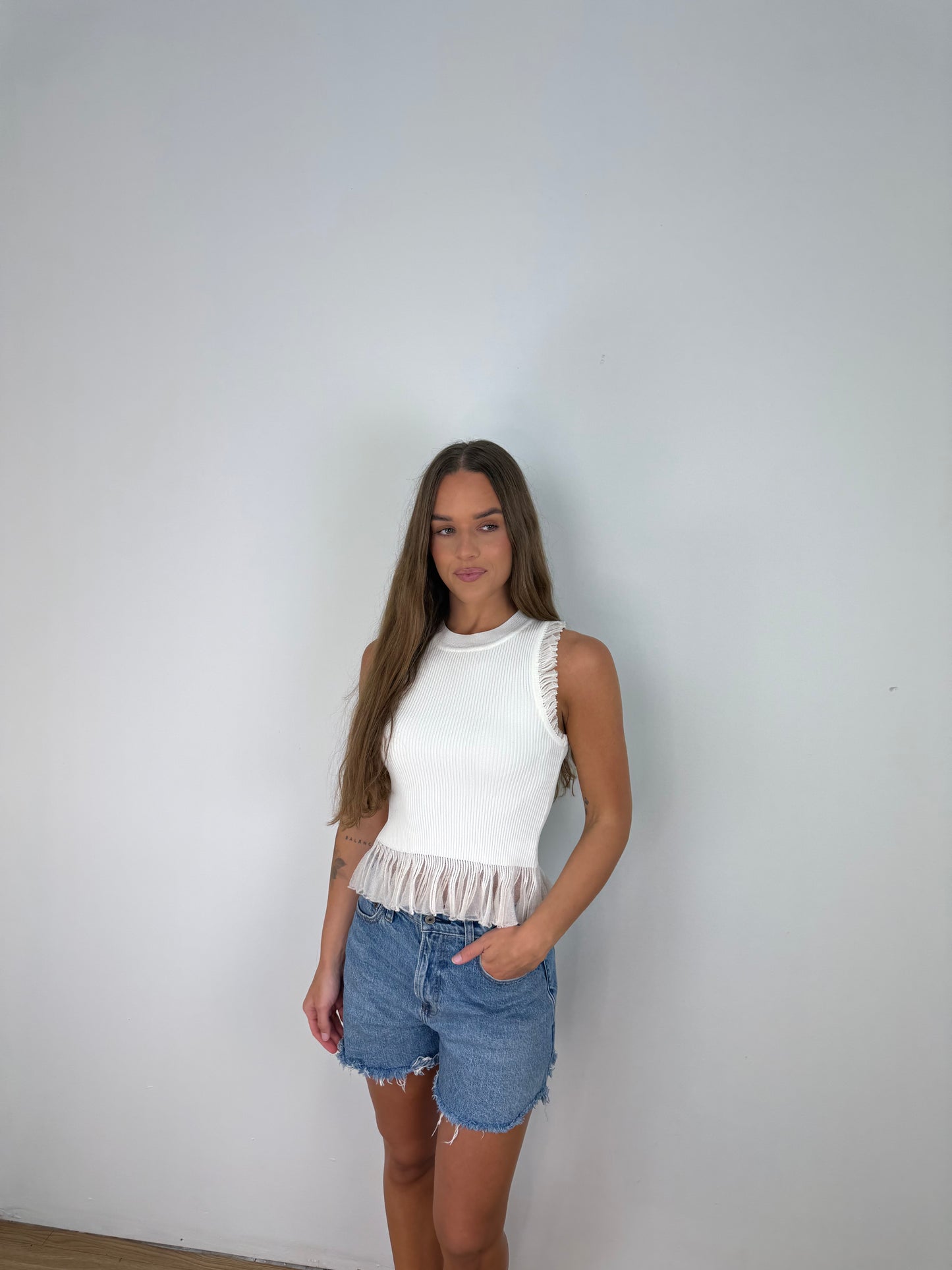 Daya ruffle tank