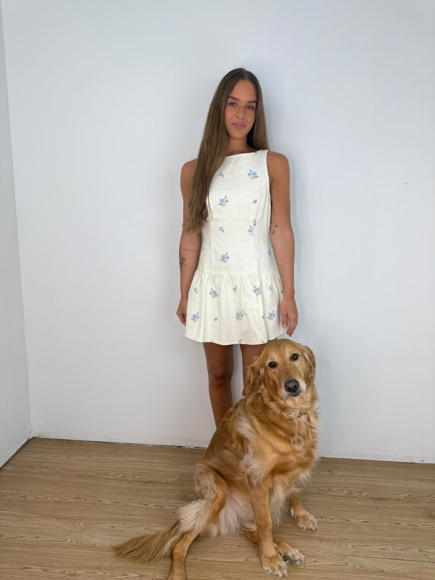 Embroidered shift dress