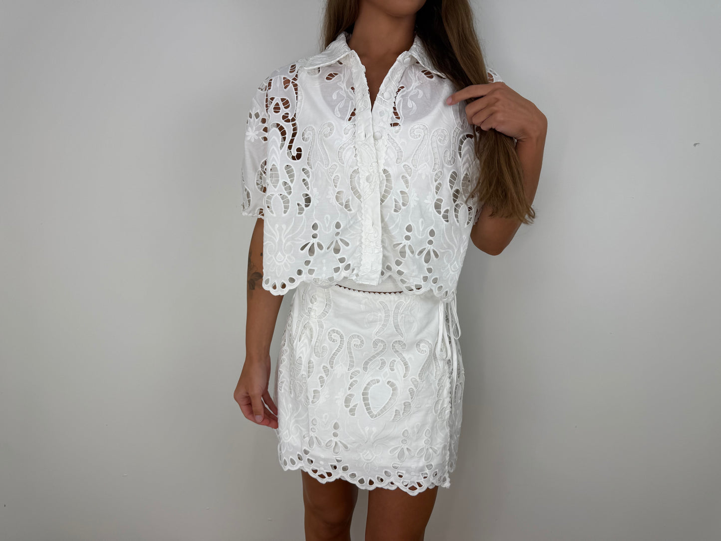 White lace set