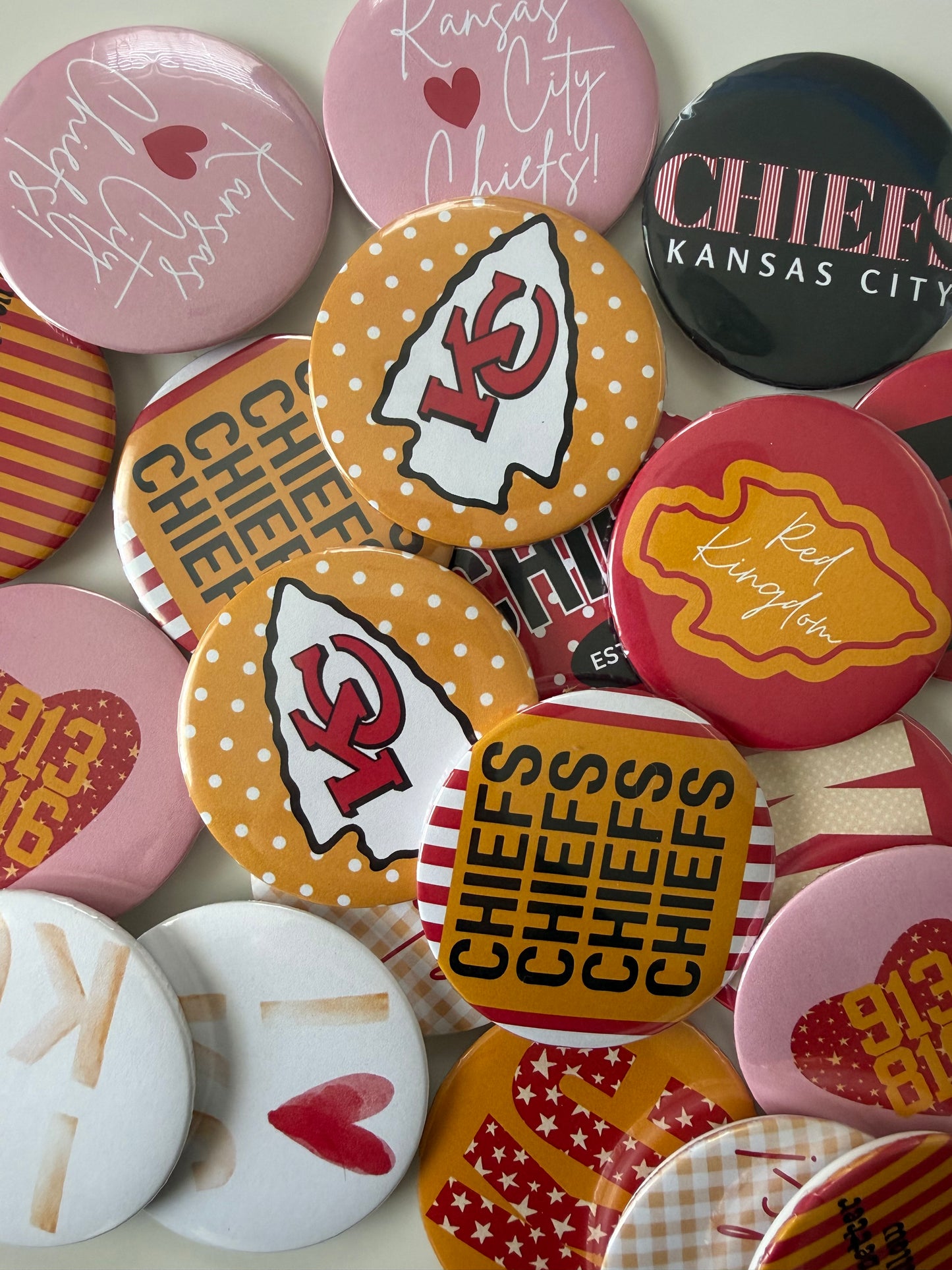 Chiefs gameday buttons