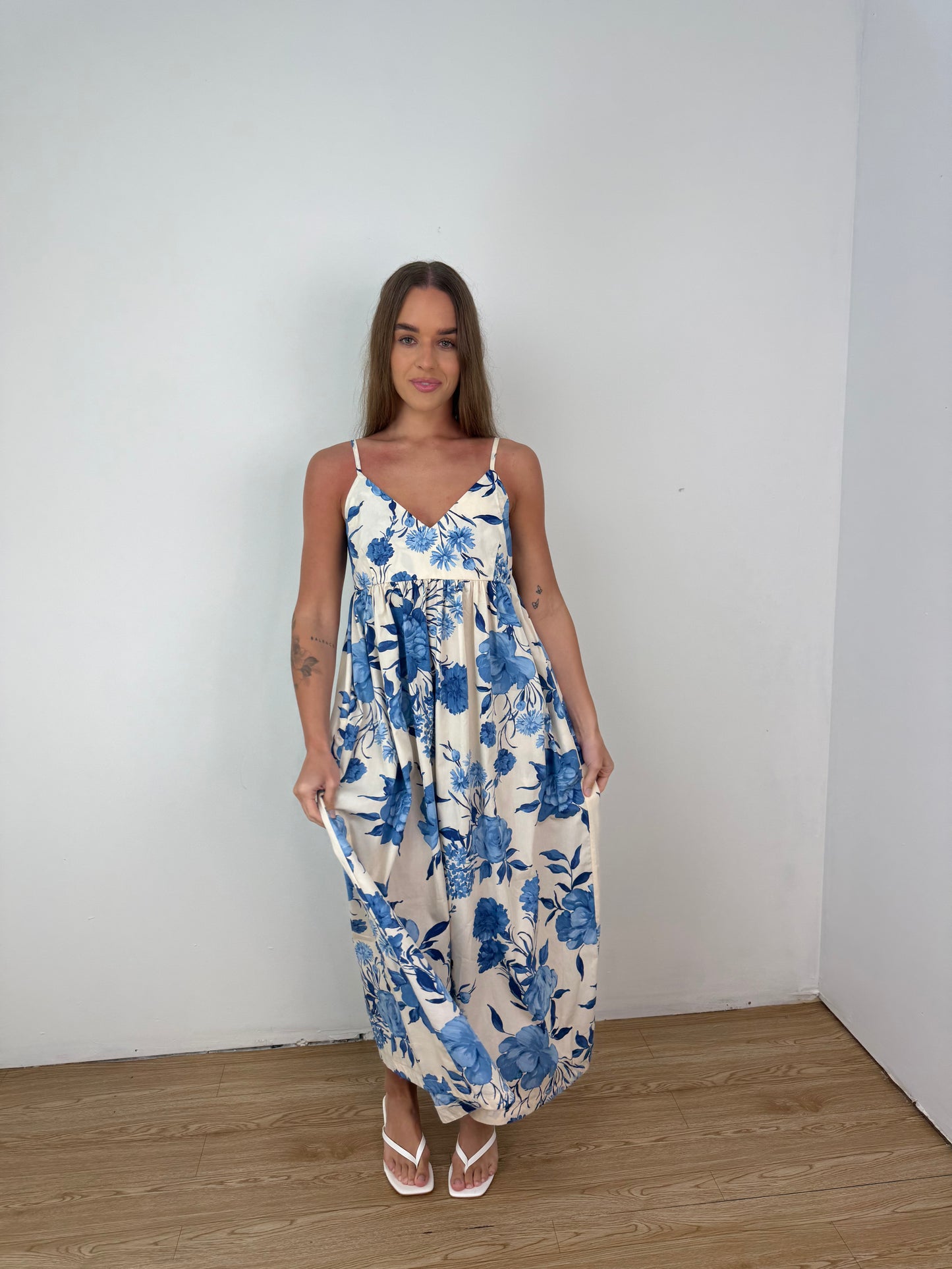 Hallie Floral Midi dress