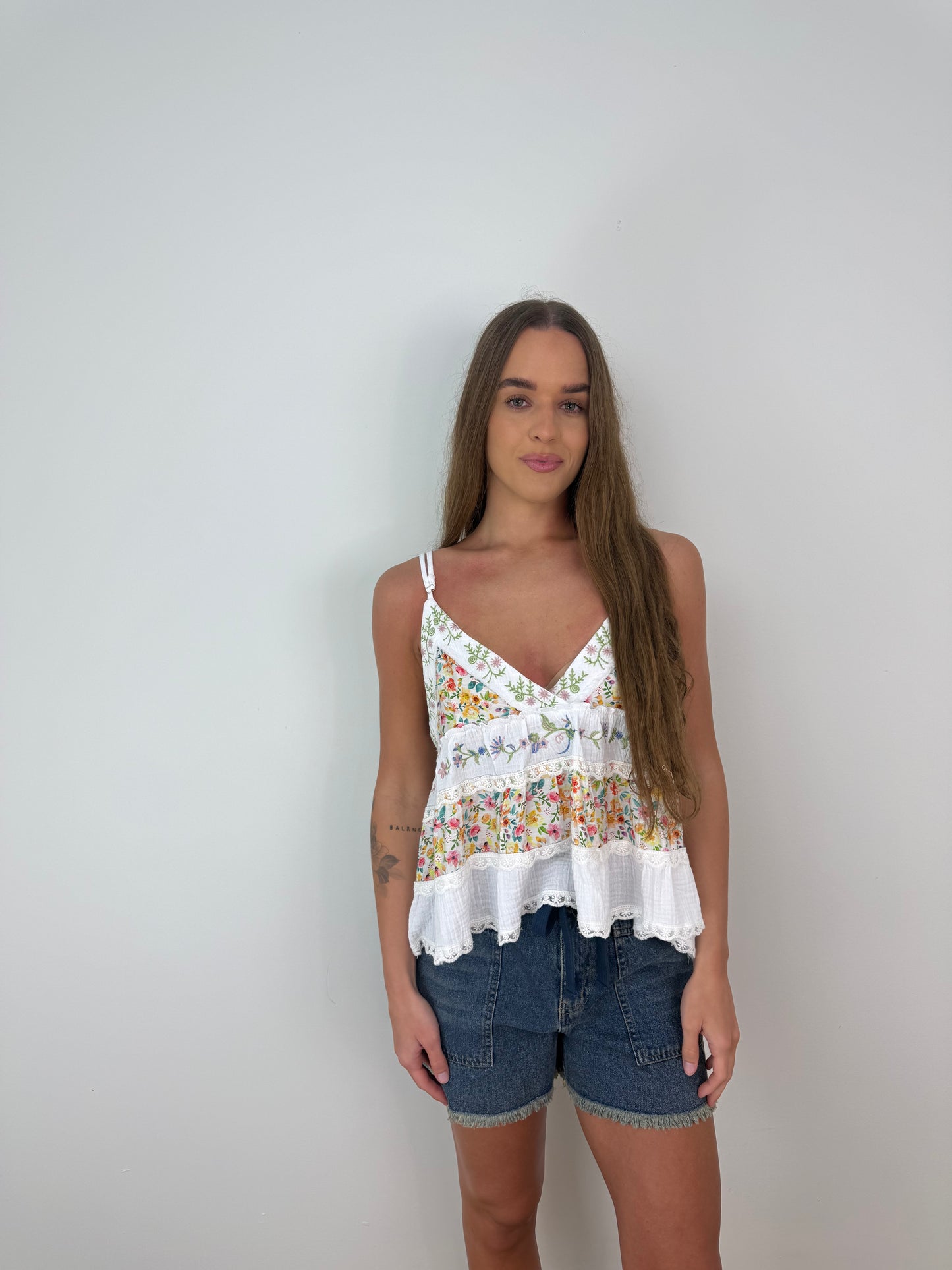 Floral Embroidered tank top