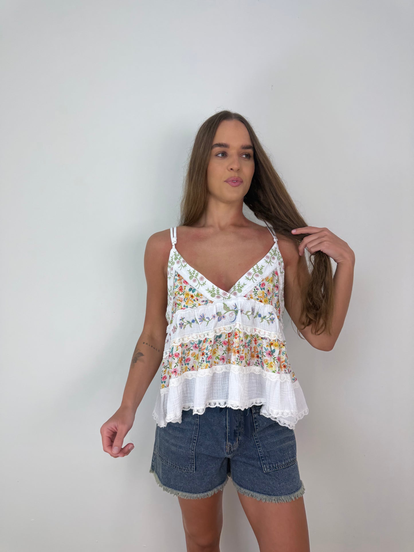 Floral Embroidered tank top