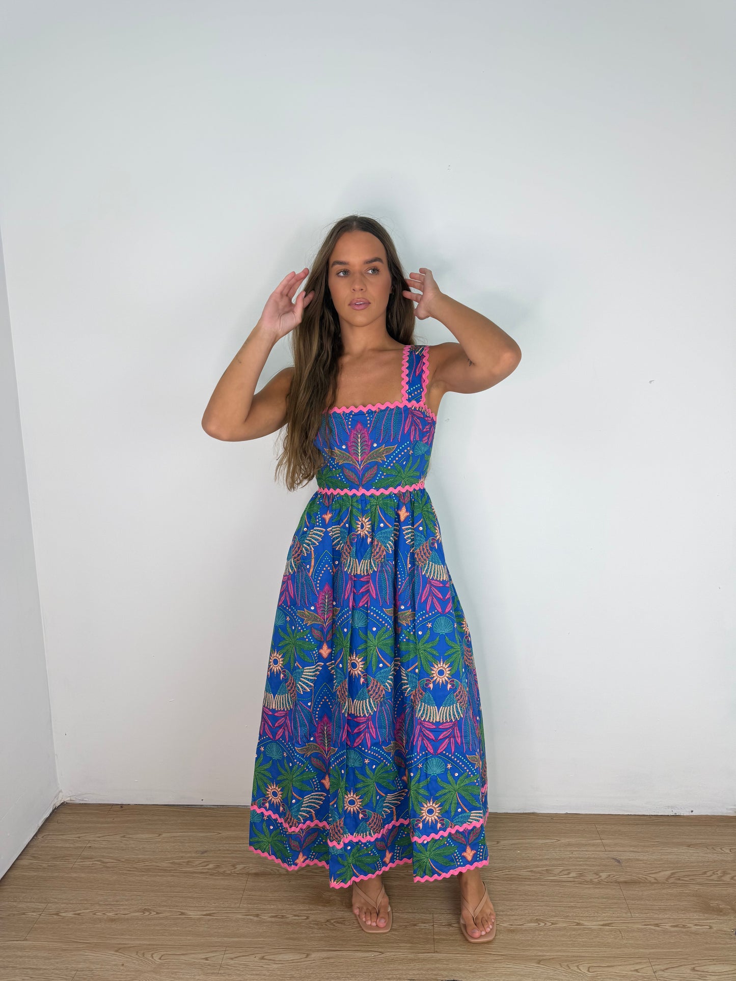 Yori Tropical Midi dress
