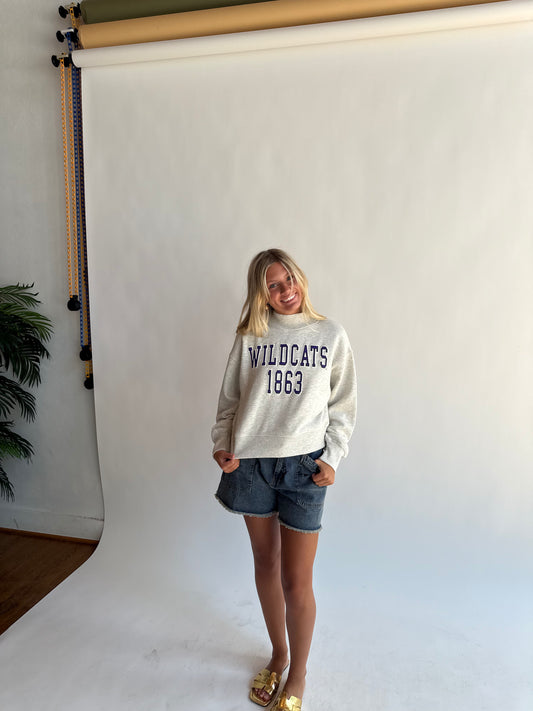 KSU mock neck puff crew