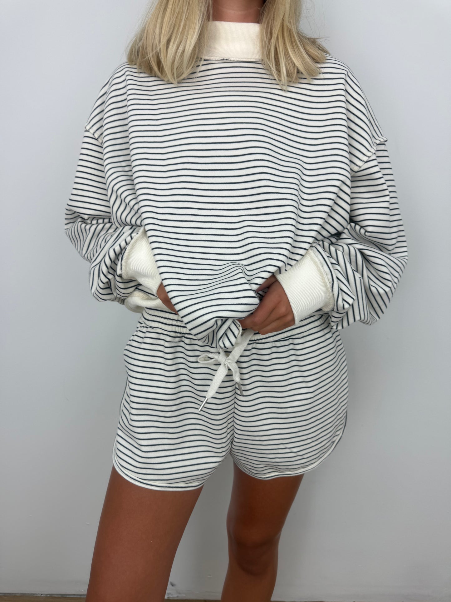 Dolphin striped mockneck